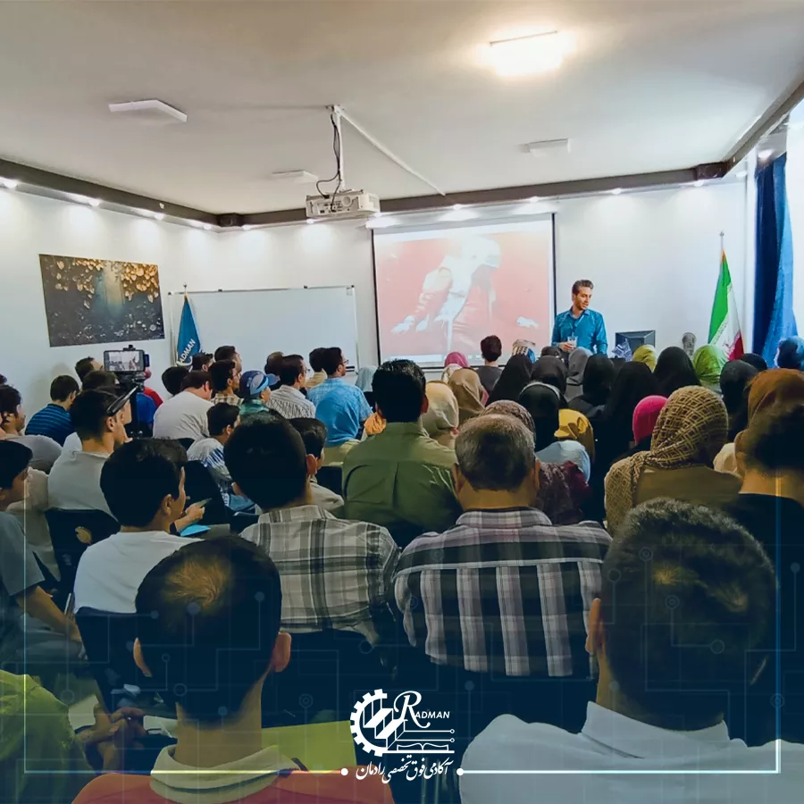 کلاس آموزش کاربر هوش مصنوعی